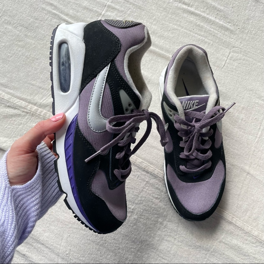 NIKE air max correlate purple/black sneakers